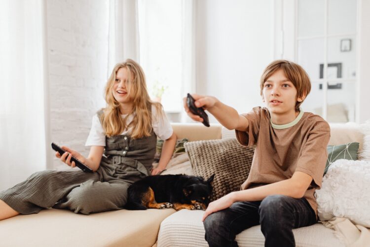 kids watching tv shows about blended families